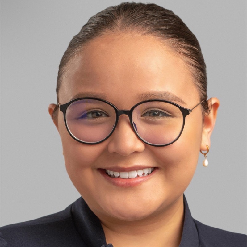 Samantha Sayles headshot